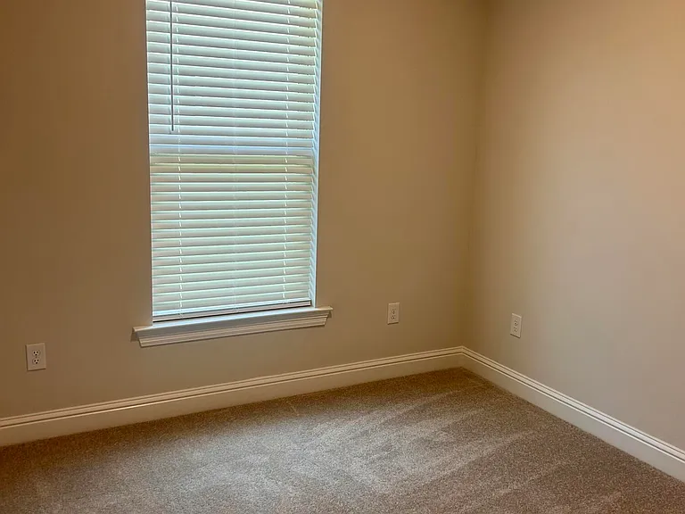7719 Claymont Cir — Photo 7