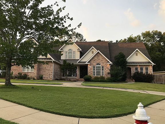 3rd image of 1794 Lorain Cir