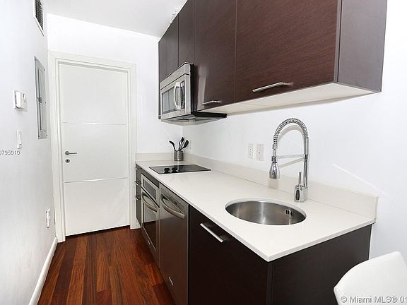 4th image of 1560 Pennsylvania Ave APT 221