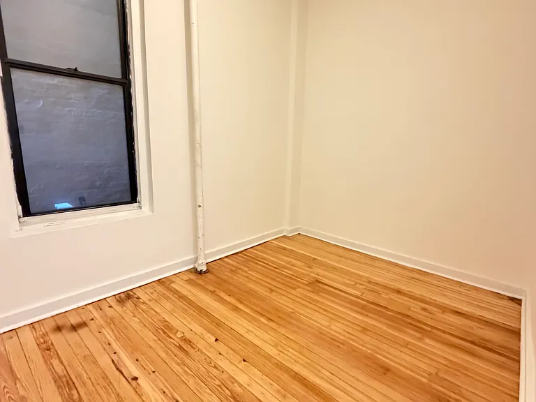 158 W 84th St #3C — Photo 12