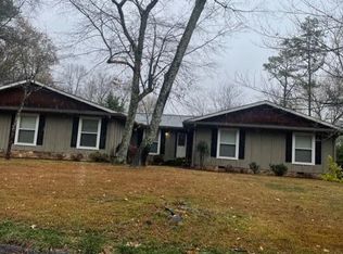 1717 Rock Bluff Rd, Hixson, TN 37343