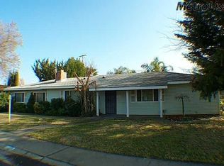 10406 Ambassador Dr, Rancho Cordova, CA 95670