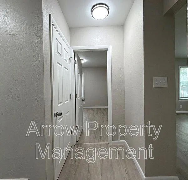 704 N 26th St #1 — Photo 11