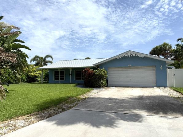 1916 Coconut Dr