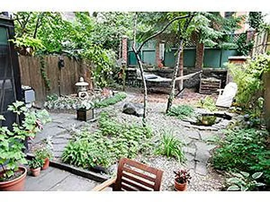 Sold by Corcoran | media 29