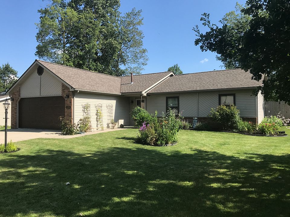 1st image of 405 Greenwood Trl