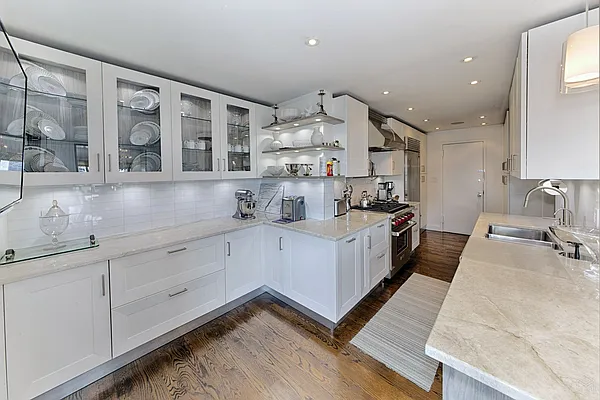 Sold by Halstead Real Estate | media 2