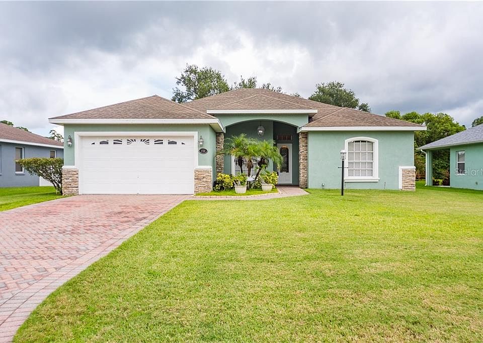 1st image of 1751 Oakwood Estates Dr
