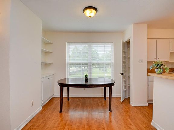 5th image of 5550 N Braeswood Blvd APT 137