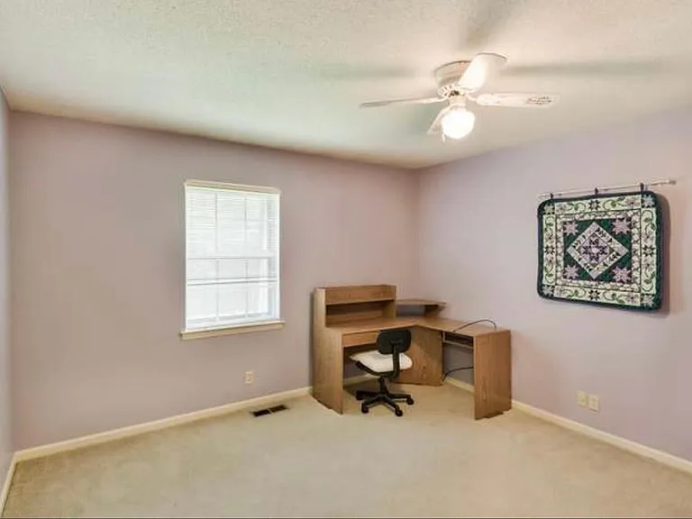 7111 Middle Valley Rd — Photo 16