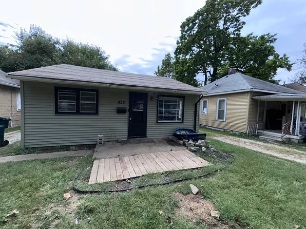 933 Elmhurst Ave, Decatur, IL 62526