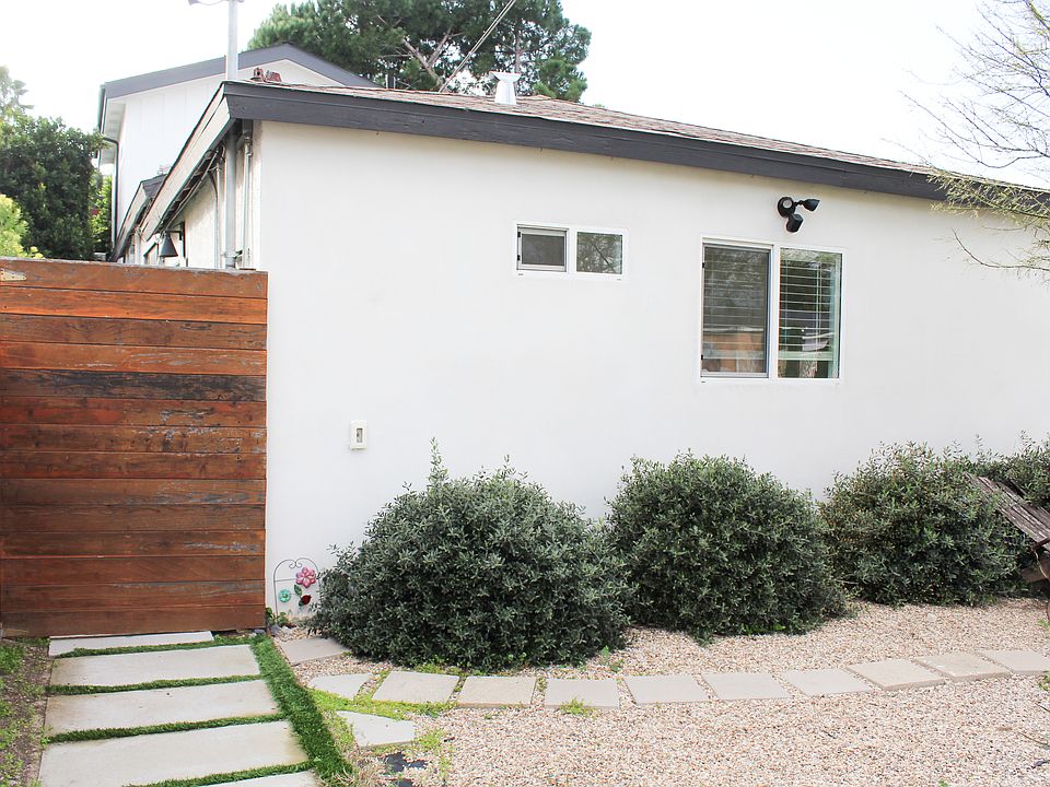 1st image of 7715 Agnes Ave