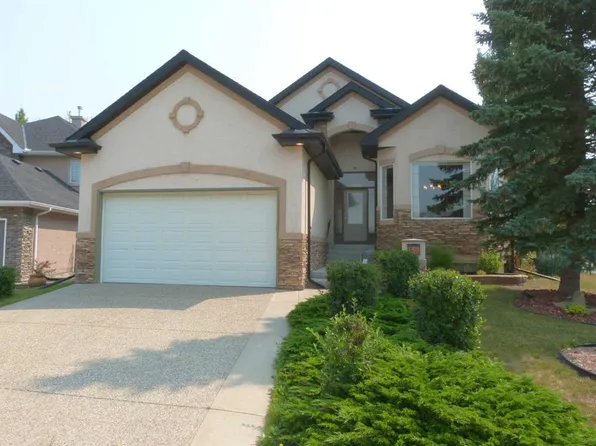 157 W Valley Creek Pl NW, Calgary, AB T3B 5V1