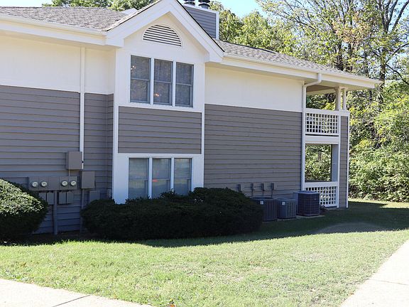 2nd image of 300 Durand Dr APT 11