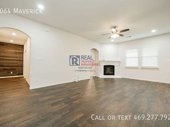 5th image of 3064 Maverick Dr