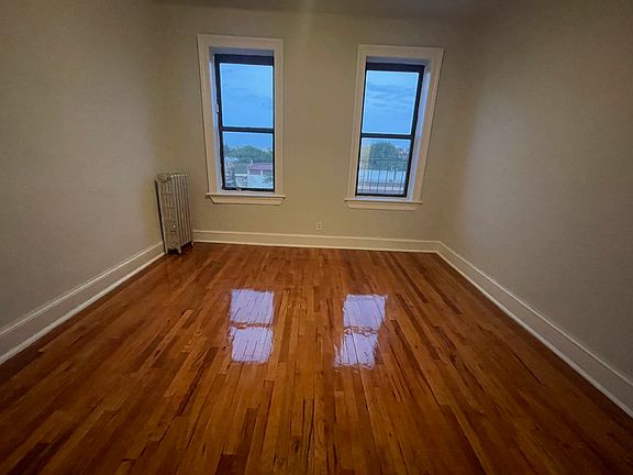 4th image of 34-09 30th Ave #2