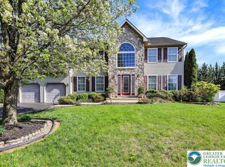 105 Kensington Blvd, Blandon, PA 19510