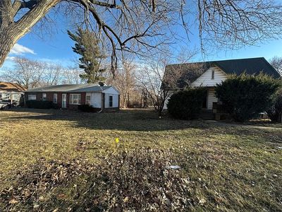 16131 & 16133 E 23rd St, Independence, MO, 64055