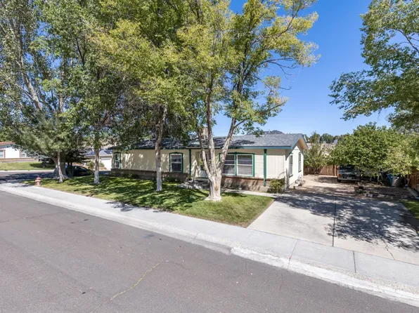 2312 N Hollow Dr, Elko, NV 89801