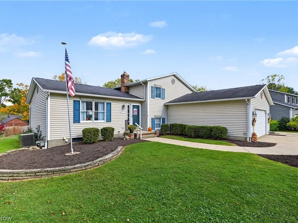 1297 Homesite Dr, Stow, OH 44224