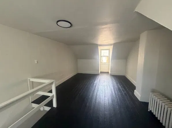 206 N 3rd St, Pottsville, PA 17901