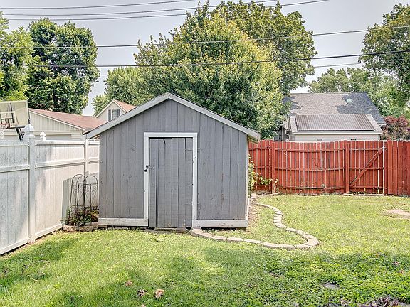 5th image of 314 Louisa Ave