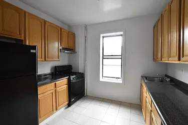 Rented by Clove Realty LLC