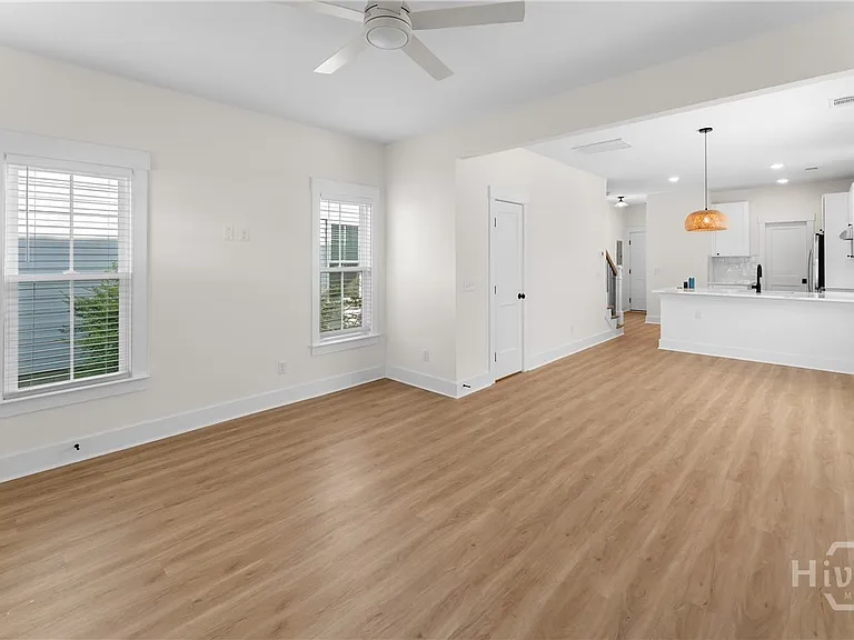 1203 E Bolton St — Photo 7