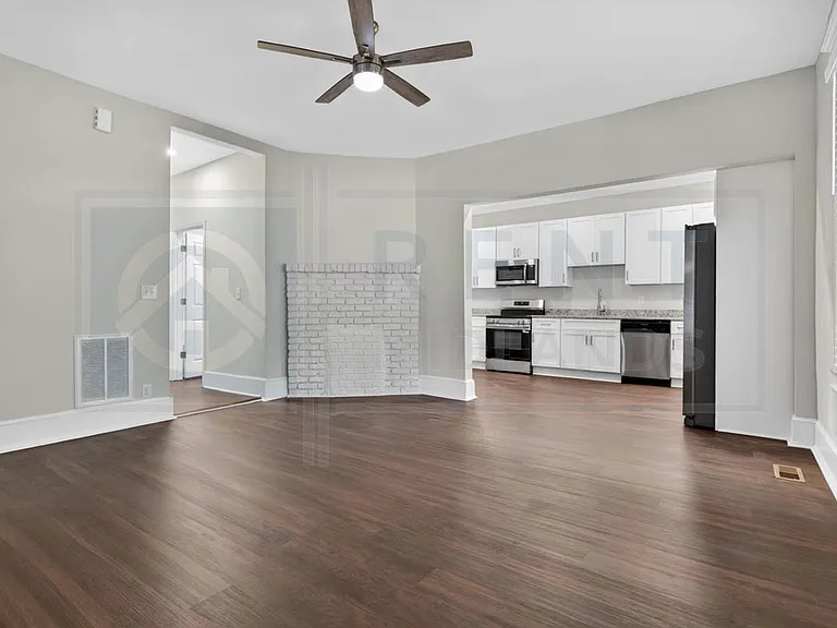 2901 Park St — Photo 4