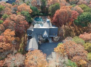 271 Hill And Plain Rd, East Falmouth, MA 02536