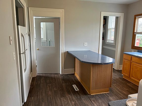 5th image of 9003 S 5th Ave