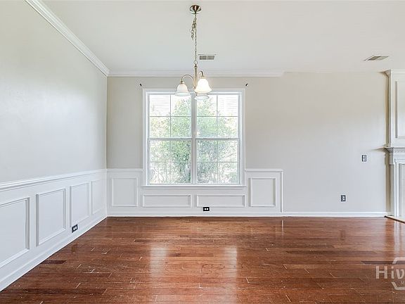 5th image of 14 Godley Park Way
