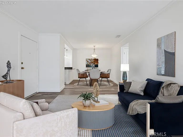 23411 Cambridge Rd — Photo 4