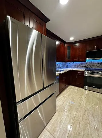 5520 Coach House Cir — Photo 19