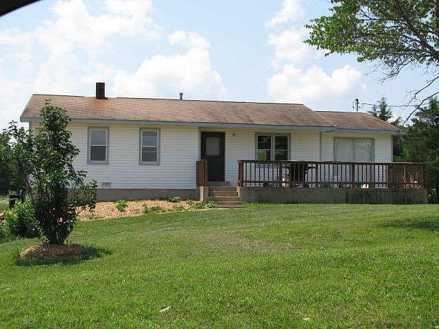 4 bedroom on 1 acre