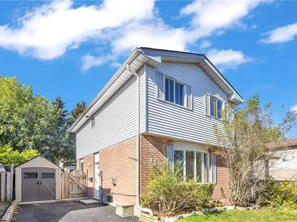 43 Connelly Dr, Kitchener, ON N2N 2T7