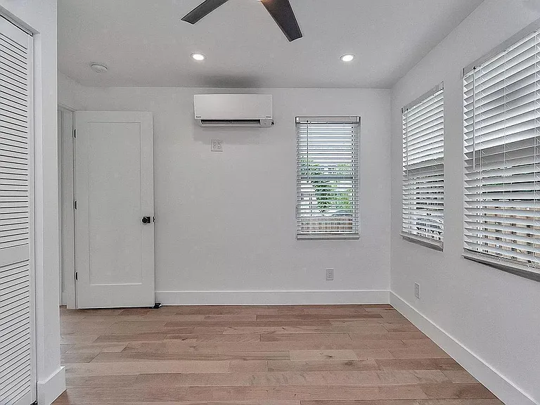 829 N K St — Photo 12