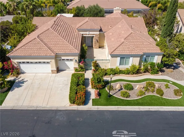 7904 Roxburgh Castle Ave, Las Vegas, NV 89117