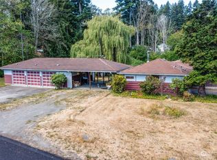 1604 9th St SE, Puyallup, WA 98372