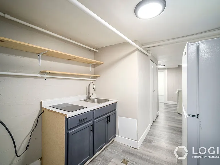 2743 Liberty Ave #B — Photo 7