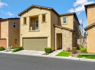 5468 W Santa Barbara Dr, Fresno, CA