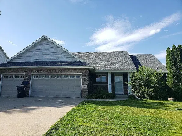 440 Knights Rd, Elko New Market, MN 55054
