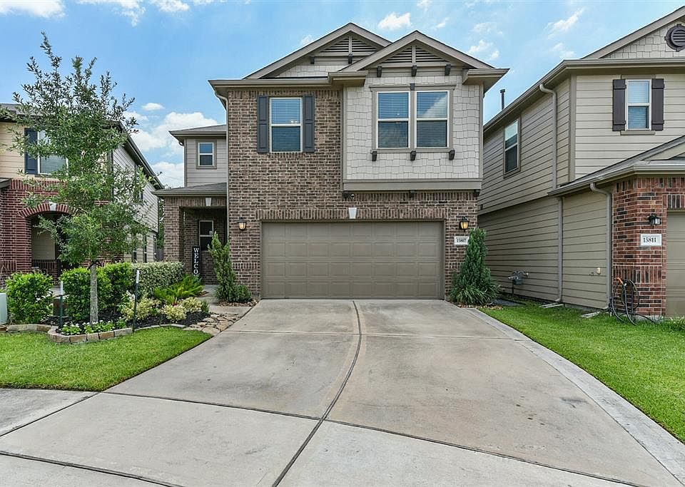 1st image of 15807 Copper Springs Ln