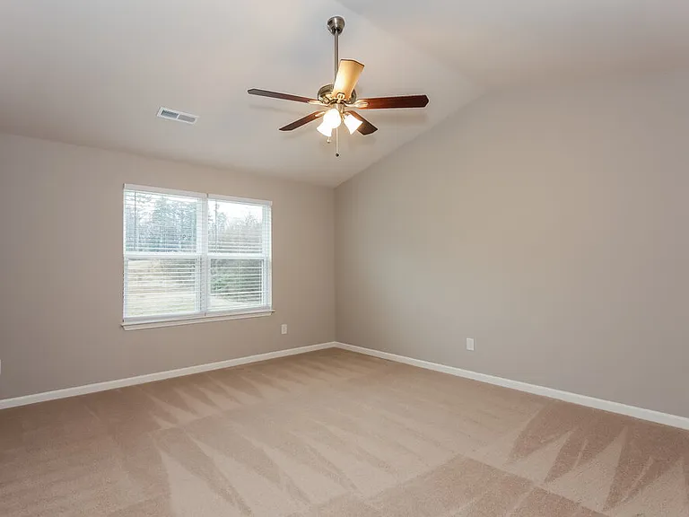 9009 Sharpes Cir — Photo 9