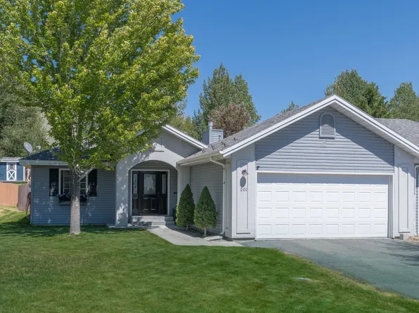 201 S 9th St, Bellevue, ID 83313