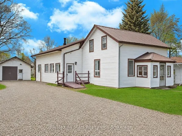 40 Elliot St, Kawartha Lakes, ON K0M 1N0
