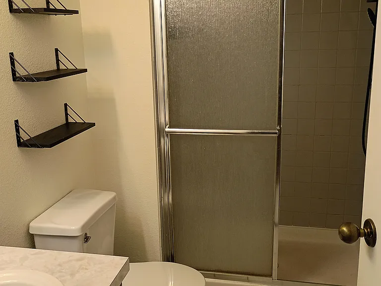 1251 Mercury Dr — Photo 6