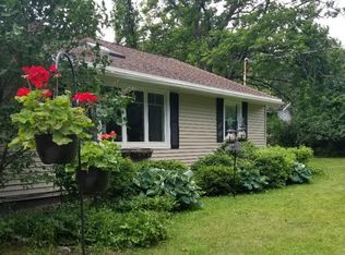 8 Aviation Rd, Queensbury, NY 12804