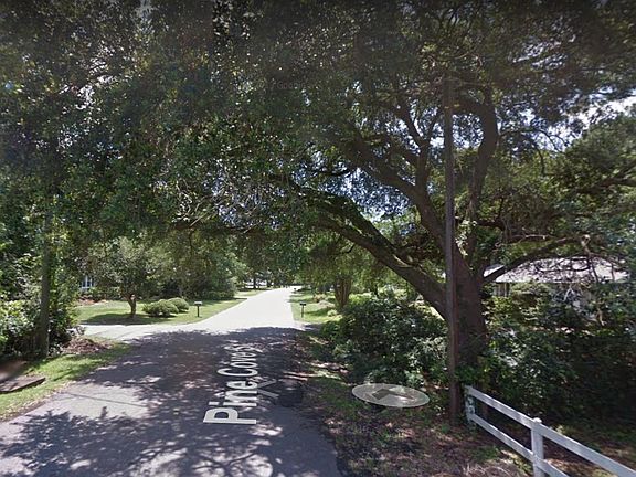 5th image of 102 Pine Cove Street