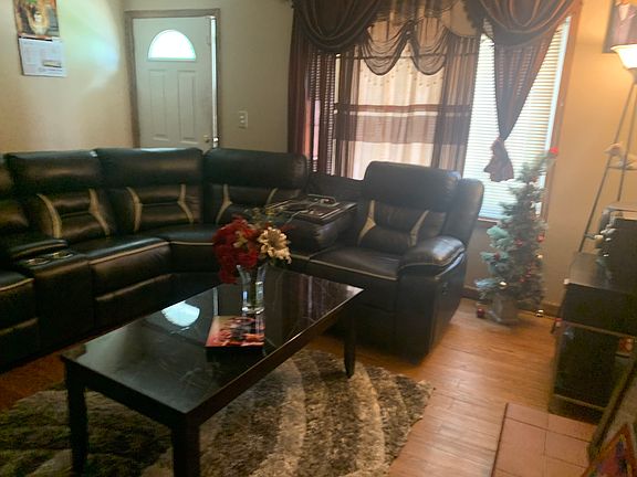 5th image of 5361 Ruskin Pl W